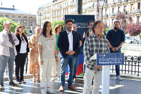 20230504 acto Elkarrekin Donostia plaza Easo, IMG_9763