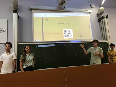 Stage Faire des mathématiques autrement, juin 2023, exposes2