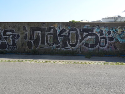 Streetart Port de Lorient,  28 mai 2023<br>@copyleft <a href=https://www.le-fab-lab.com>Le Fab'Blab</a> Licence Art Libre, streetart-lorient-2023-05-28-81