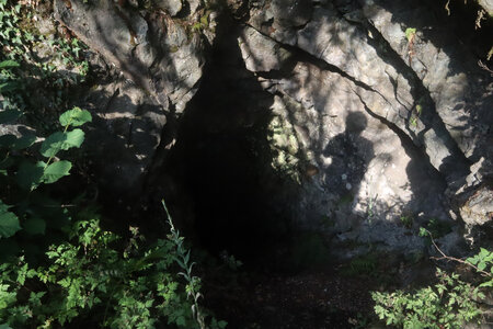 20230623Tranchées Sud du Hartmannswillerkopf _ Wattwiller, IMG_5021_Tranchée de la Suisse Lippique, Unter Rehfelsen