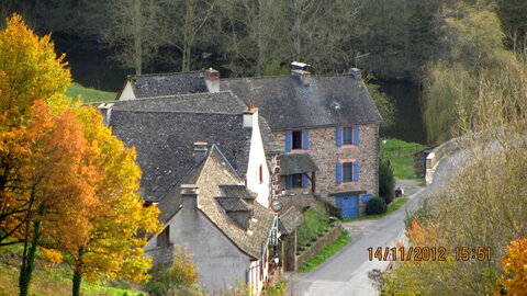 Le Pas,Abbas, Les Planques.(Aveyron), Vue sur les Planques à partir d'Abbas.