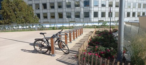 Stationnements vélos, Rose de Cherbourg 9 arceaux bis