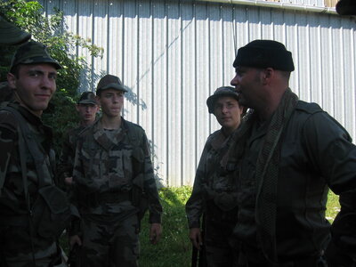 B5 61RA Aout 2004, combat 112