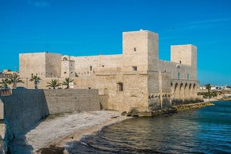 Pouilles, 950-Trani