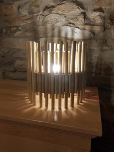 031 Faut-l'fer-luminaires-galerie, Lampe à poser 'Anlier', dia. 35 - 40 cm.