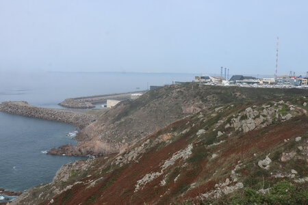 2023 09 07 De Biville à Les Pieux, IMG_5278_La centrale de Flamanville vue depuis le Quédoy