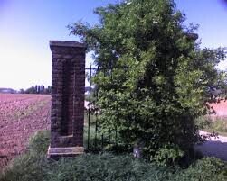 ALLENNES LES MARAIS, porte chateau