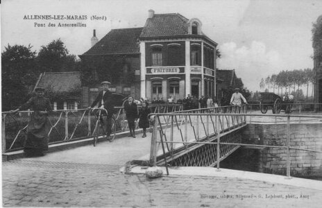 ALLENNES LES MARAIS, Café la friture  2 