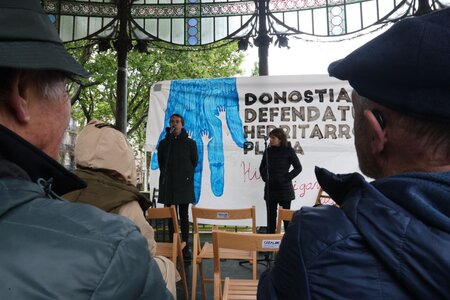 27/04/2024 Donostia Defendatuz Herritarron Plaza, photo_2024-04-28_11-49-48