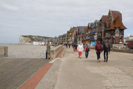 20210829 Cayeux-sur-Mer - Le-Tréport, IMG_2821 La promenade du front de mer et la falaise de Mers vus depuis Le Tréport