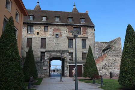 20210831 Saint-Martin-Plage - Dieppe, IMG_2961 La Porte des Tourelles, face sud, Dieppe