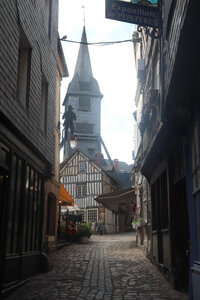20220905 De Honfleur à Honfleur, IMG_3719 Le clocher Sainte-Catherine depuis la rue des Lingots