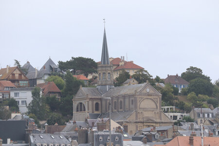 20220906 De Honfleur à Trouville-sur-Mer, IMG_3808 L’église Notre-Dame-des-Victoires vue depuis les quais