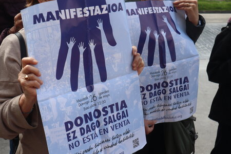 21/05/2024 Rueda de prensa Donostia Defendatuz Manifestación, IMG_1576