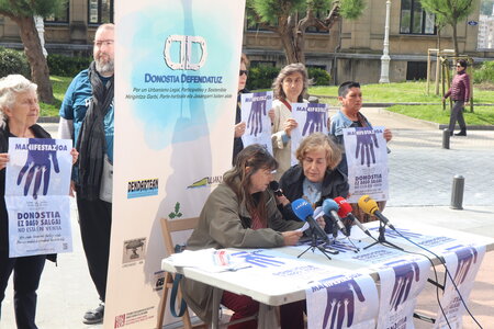 21/05/2024 Rueda de prensa Donostia Defendatuz Manifestación, IMG_1574