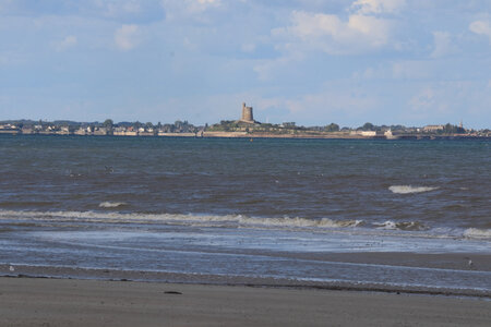 20220916 De Sainte-Mère-Eglise à Quinéville, IMG_4259 Saint-Vaast depuis la plage de Quinéville