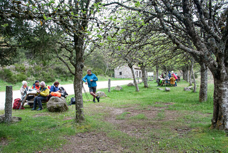 LES CEVENNES 3ème jour le 23 mai 2024 L'étang de Barandon et le château du Tournel, DSC_0472