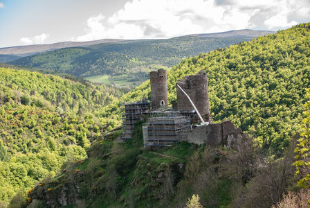 LES CEVENNES 3ème jour le 23 mai 2024 L'étang de Barandon et le château du Tournel, DSC_0532