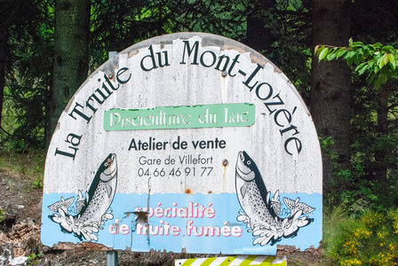 LES CEVENNES 5ème jour le 25 mai 2024 Le lac de Villefort et La Garde-Guérin, DSC_0908