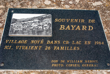 LES CEVENNES 5ème jour le 25 mai 2024 Le lac de Villefort et La Garde-Guérin, DSC_0922