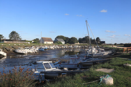 20220917 De Quinéville à Saint-Vaast-La-Hougue, IMG_4271 Le port de Quinéville sur la Sinope