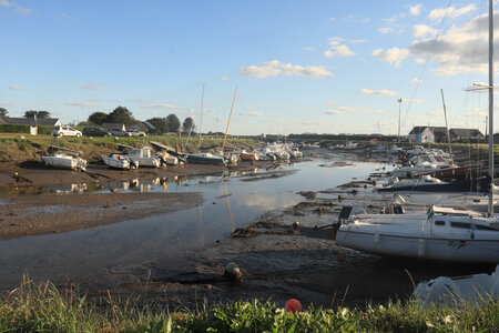 20220917 De Quinéville à Saint-Vaast-La-Hougue, IMG_4272 Le port de Quinéville sur la Sinope