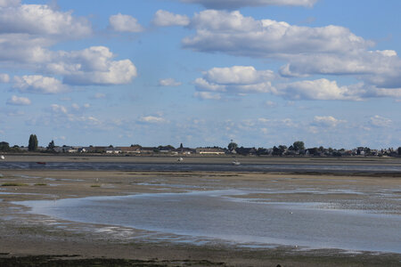 20220917 De Quinéville à Saint-Vaast-La-Hougue, IMG_4323 L’anse du Cul-de-Loup et La Hougue depuis La Redoute (pano)
