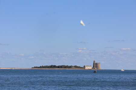 20220917 De Quinéville à Saint-Vaast-La-Hougue, IMG_4365 Tatihou depuis la digue de la Hougue