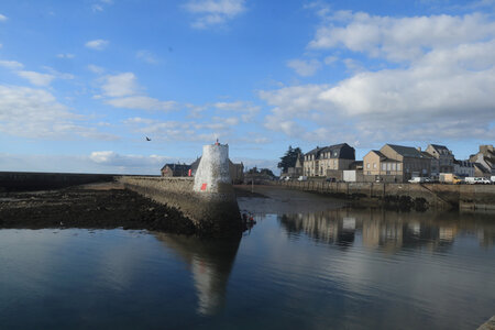 20220918 Saint-Vaast-La-Hougue et Tatihou, IMG_4408 La grande cale du port de Saint-Vaast