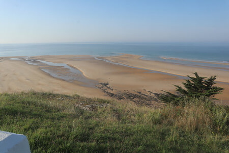 2023 09 09 De Barneville-Carteret à Port-Bail-sur-Mer, IMG_5328 La plage de Carteret depuis la Corniche
