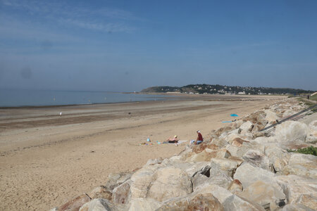 2023 09 09 De Barneville-Carteret à Port-Bail-sur-Mer, IMG_5341 La plage de Barneville et le cap de Carteret