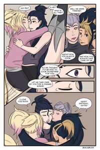 Akali's lovers album, Ewug32_WUAET-2F