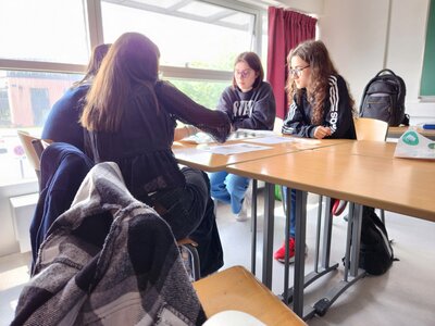 Stage Faire des mathématiques autrement, juin 2024, rithmo726