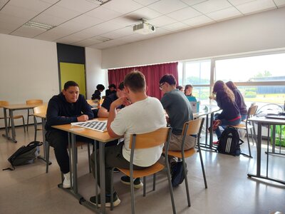 Stage Faire des mathématiques autrement, juin 2024, rithmo808