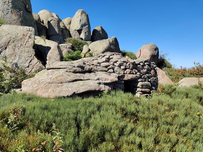 Orri Eus_Molitg, Eus_3b (près dolmen)