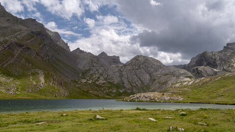 GR5_2307-2308, 0814_1096385