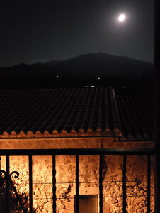 occitanie (licence creative commons 4.0 : by-sa), eus - by night