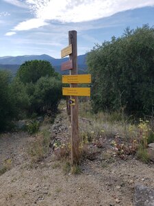 occitanie (licence creative commons 4.0 : by-sa), eus - panneaux d’indication - 02
