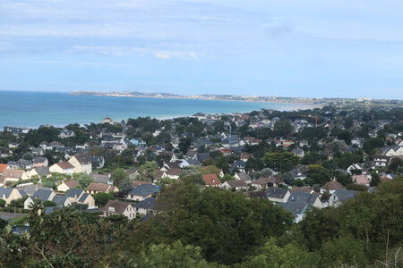 2023 09 17 De Granville à Champaux, IMG_5811 Jullouville et Granville depuis le point de vue de la cabane Vauban