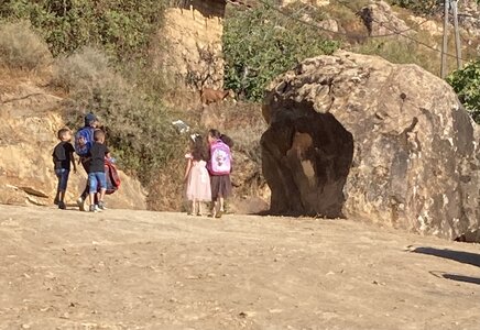 2024 Maroc, 05990 la rentrée des classes des enfants du gîte de Lahcen