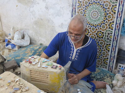 2024 Maroc, 09038 Fès Atelier de zelliges