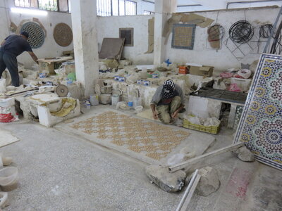2024 Maroc, 09041 Fès Atelier de zelliges