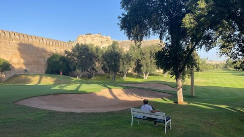 2024 Maroc, 10214 le golf   ses remparts  ses cigognes