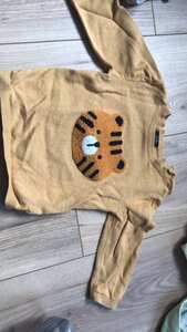 Vente vêtements enfant, B77C8783-819D-42D9-89A8-96D0F9CA2870