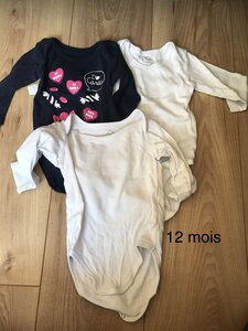Vente vêtements enfant, 74B4892D-96CB-4808-888D-C007923A68C2
