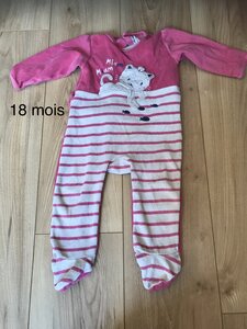 Vente vêtements enfant, 19AE86B4-3523-4E26-9399-C93BD8E1E21D