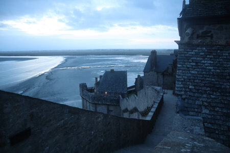 2023 09 20 Le Mont-Saint-Michel, IMG_5949 Le chemin des Remparts depuis la tour Nord