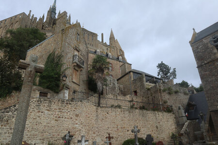 2023 09 20 Le Mont-Saint-Michel, IMG_6007 L’abbaye depuis le cimetière