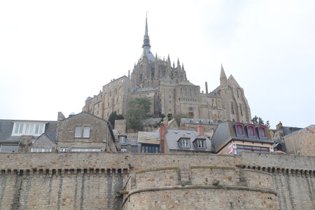 2023 09 20 Le Mont-Saint-Michel, IMG_6100 Vue depuis le pied du rempart est