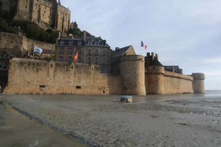 2023 09 21 Du Mont-Saint-Michel à Vivier-Sur-Mer, IMG_6120 Le rempart sud